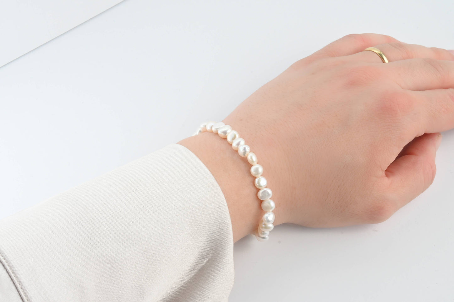 Blueyejewelry - Dainty Pearl Bracelets - 18k Gold Pearl Chain Bracelets: C. Full Pearl
