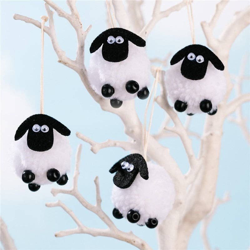 ShieldChic - Golden Christmas Tree Hook: 1