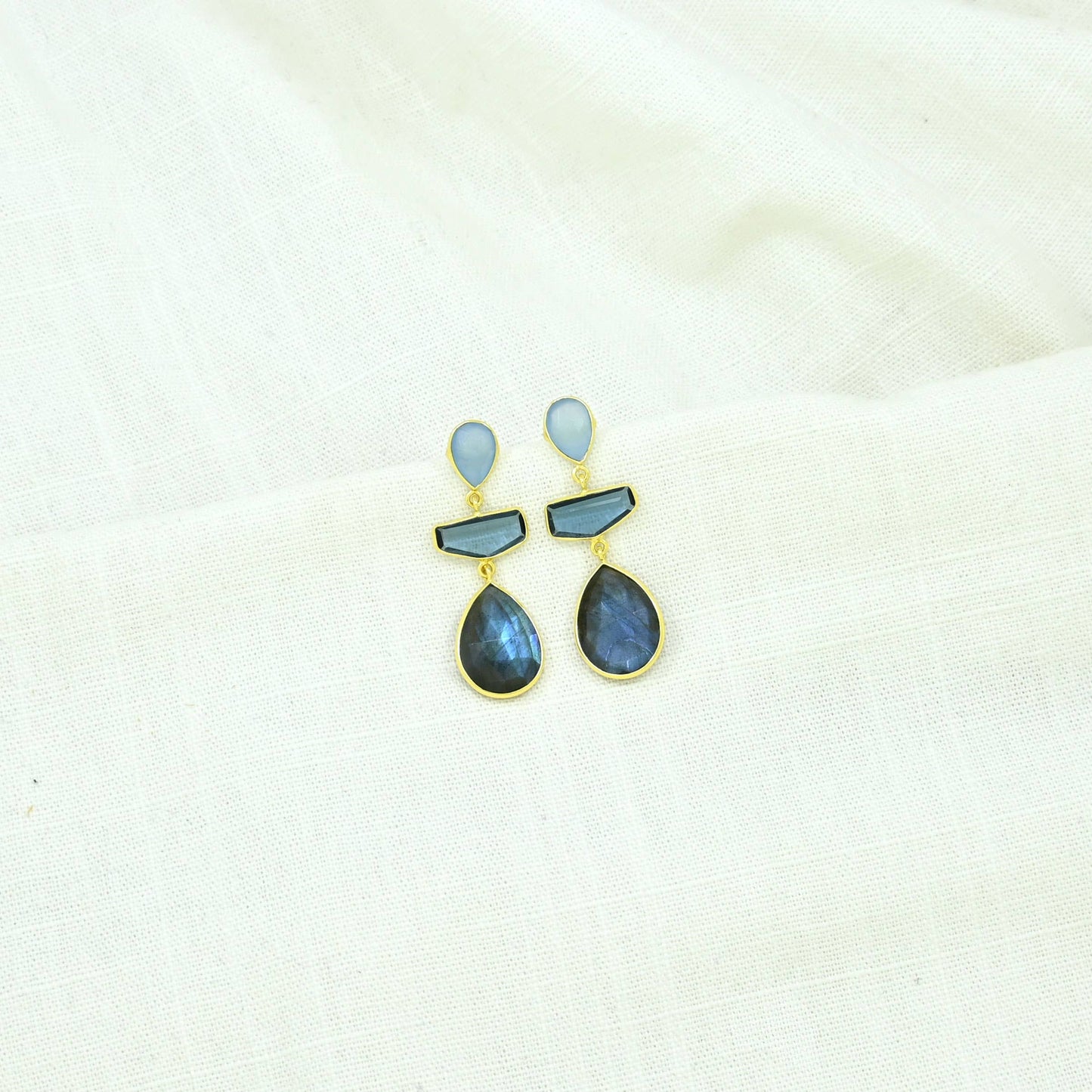 Schmuckoo Berlin - Miss Jane Earring Gold - Iolite, Chalcedony & Labradorite
