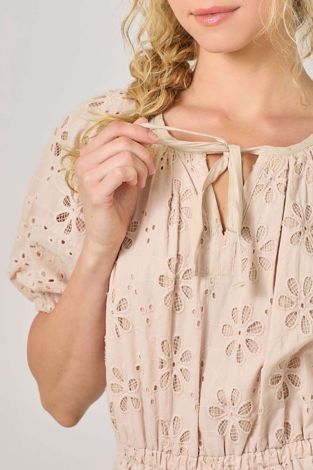 Mystree - 61037 Puff Sleeve Tiered Eyelet Dress: Ivory / Large