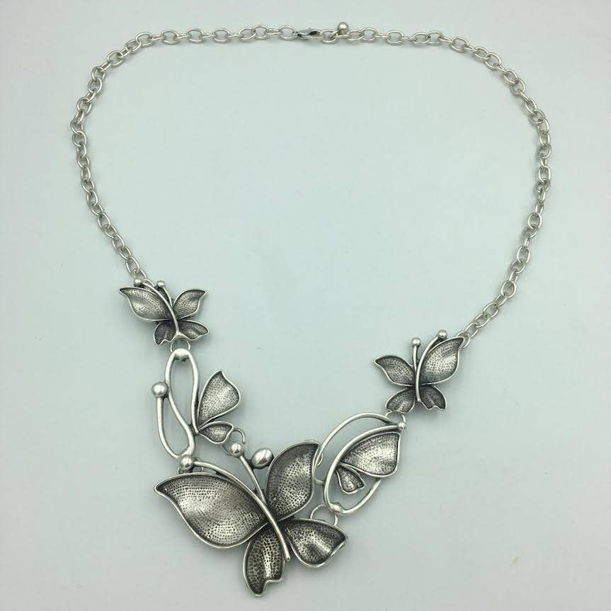 Volare - Butterfly Garden Necklace