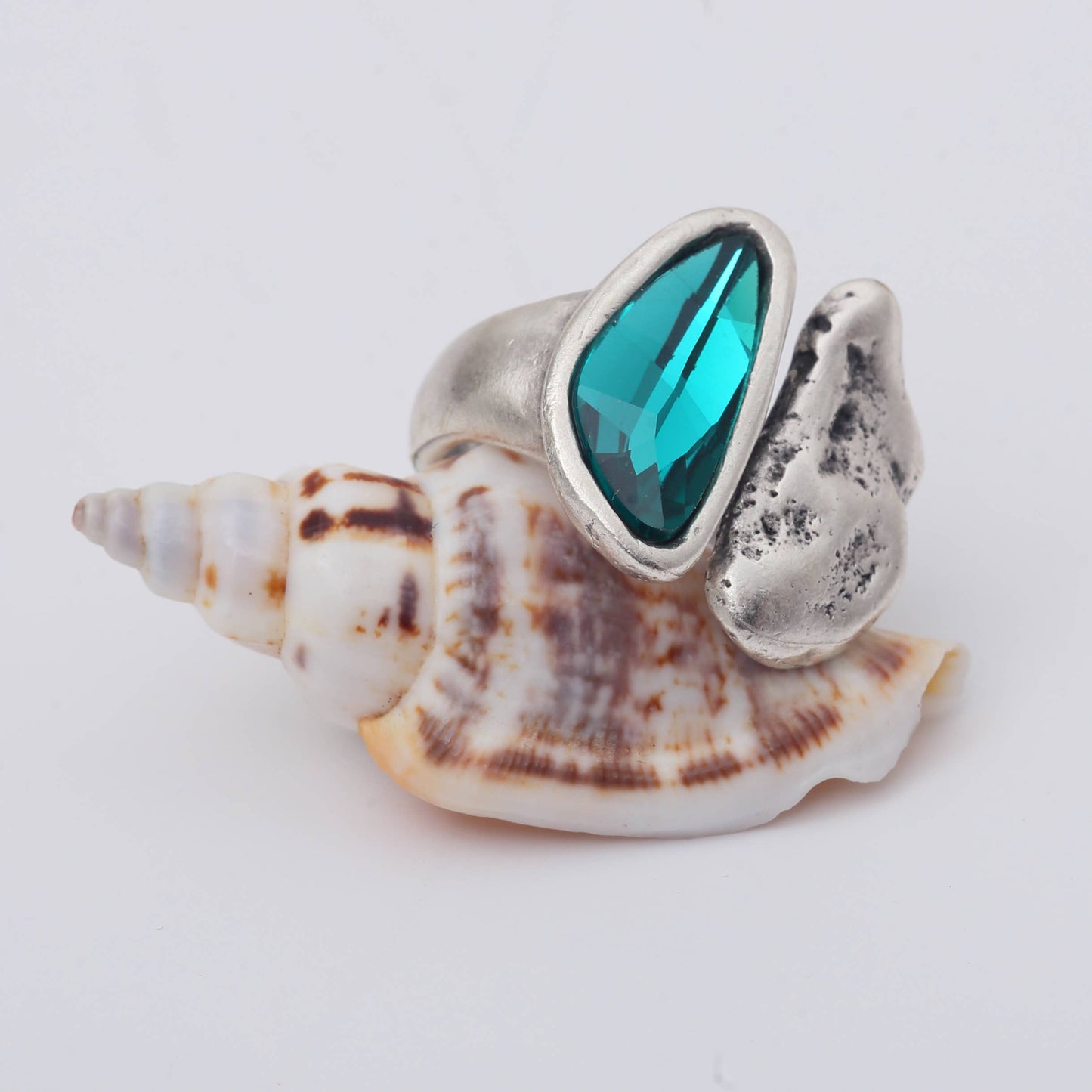 Chanour - Handmade Green Crystal Brass Ring - 6992