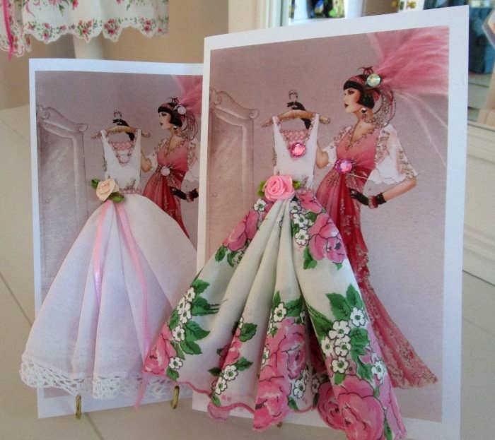 MOMENTS IN THYME - Art Deco Glamour Girl Dress Keepsake Hankie Card: BVlush