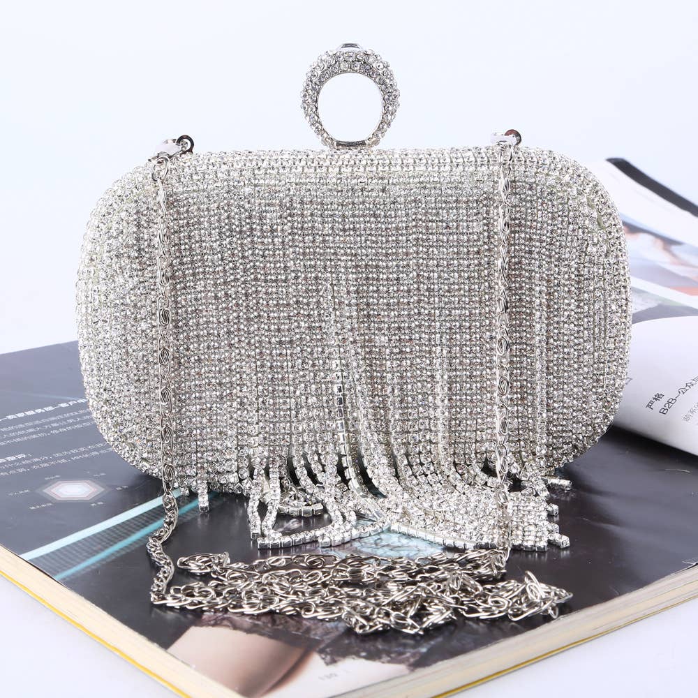 PEACH ACCESSORIES - 6053 Tassels crystal clutch bag with ring detail in Silver