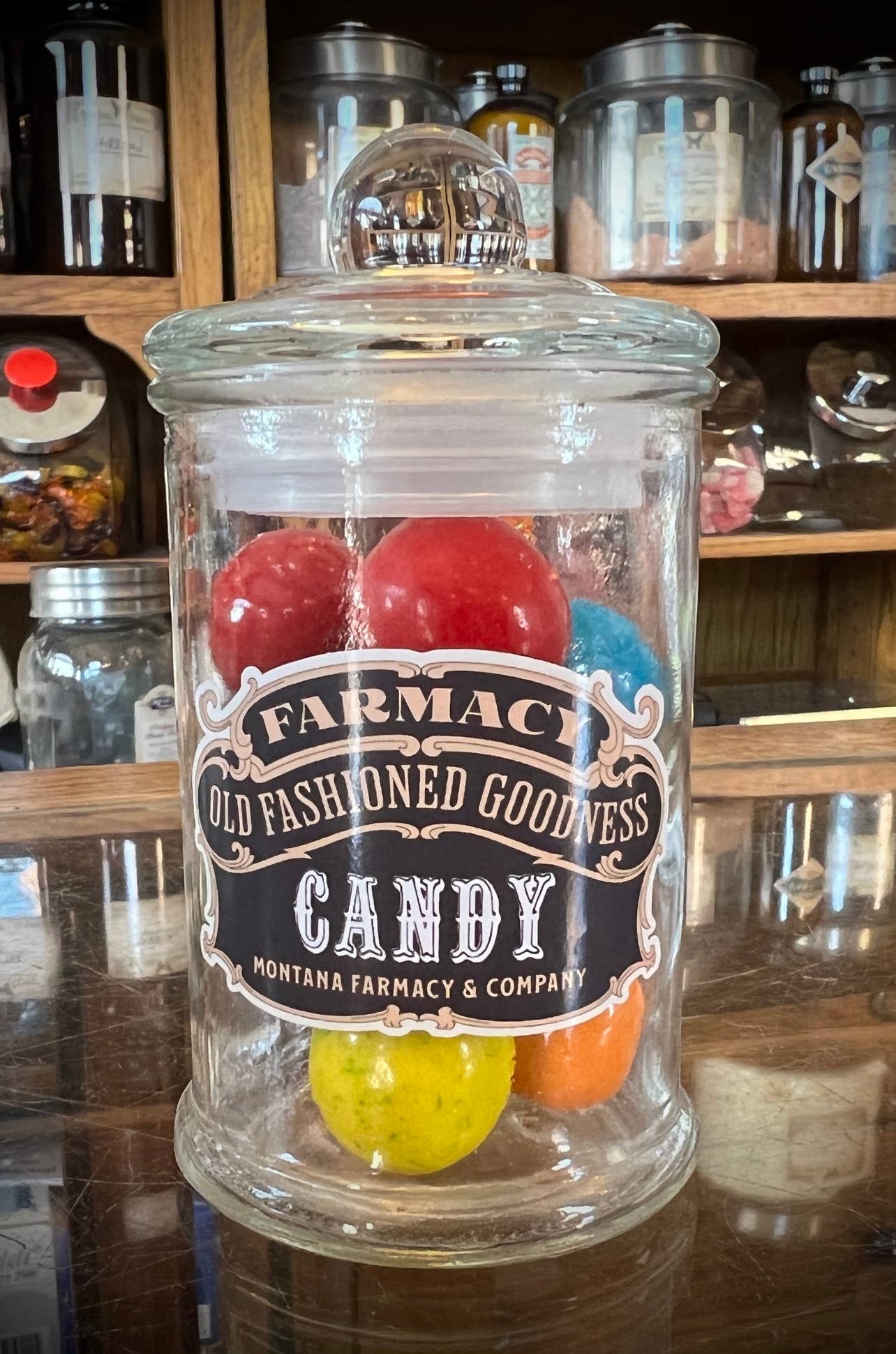 Montana Farmacy - Old Fashioned Apothecary Jar with Gum Balls