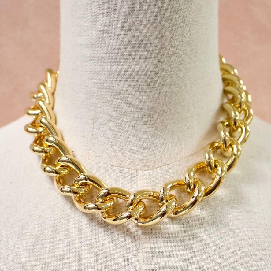 a.v. max - Curb Chain Statement Necklace