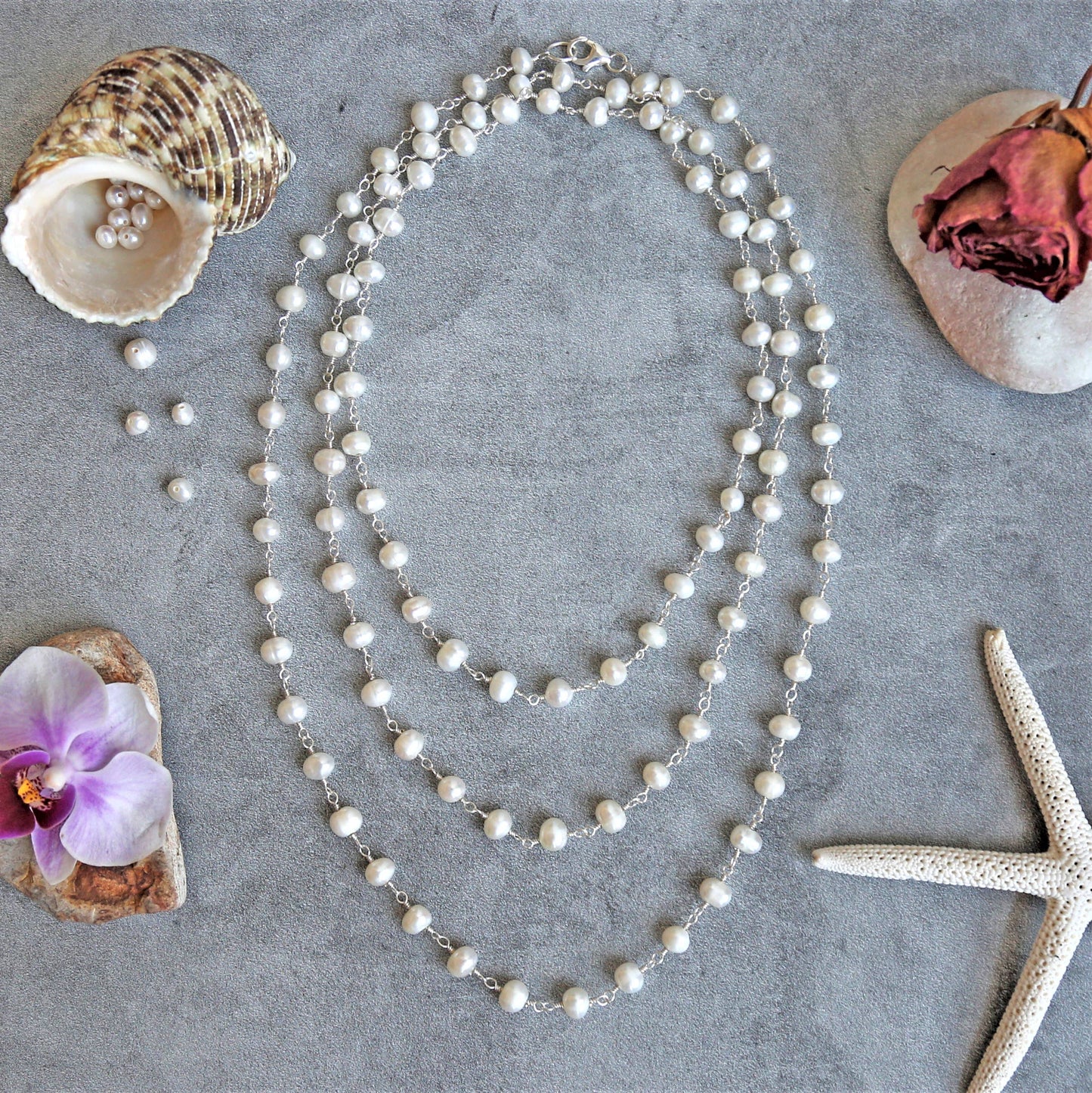 IST Jewelry - Cultured Fresh Water Pearl Chain