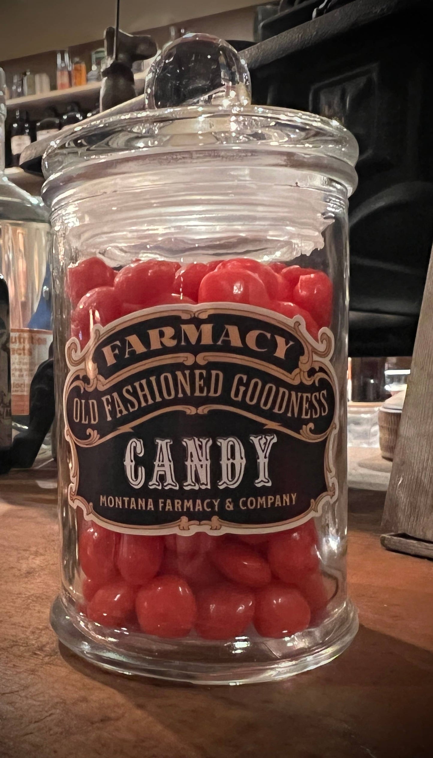 Montana Farmacy - Old Fashioned Apothecary Jar / Red hots Nostalgic candy