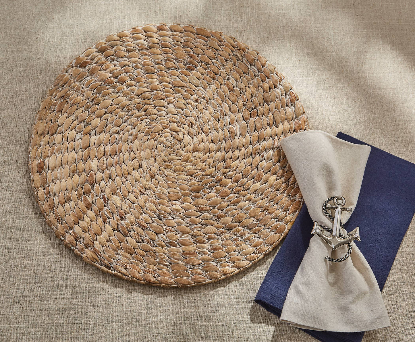 Split P - Braided Hyacinth Round Placemat - White