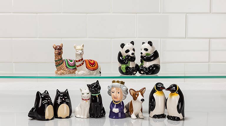 Abbott - Cuddling Cat Salt & Pepper-3.75"H-1712