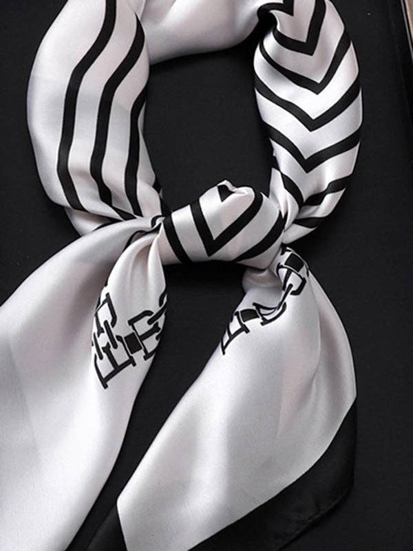 UZ Wholesale Store - Printed Striped Scarf: BLACK WHITE / One_size