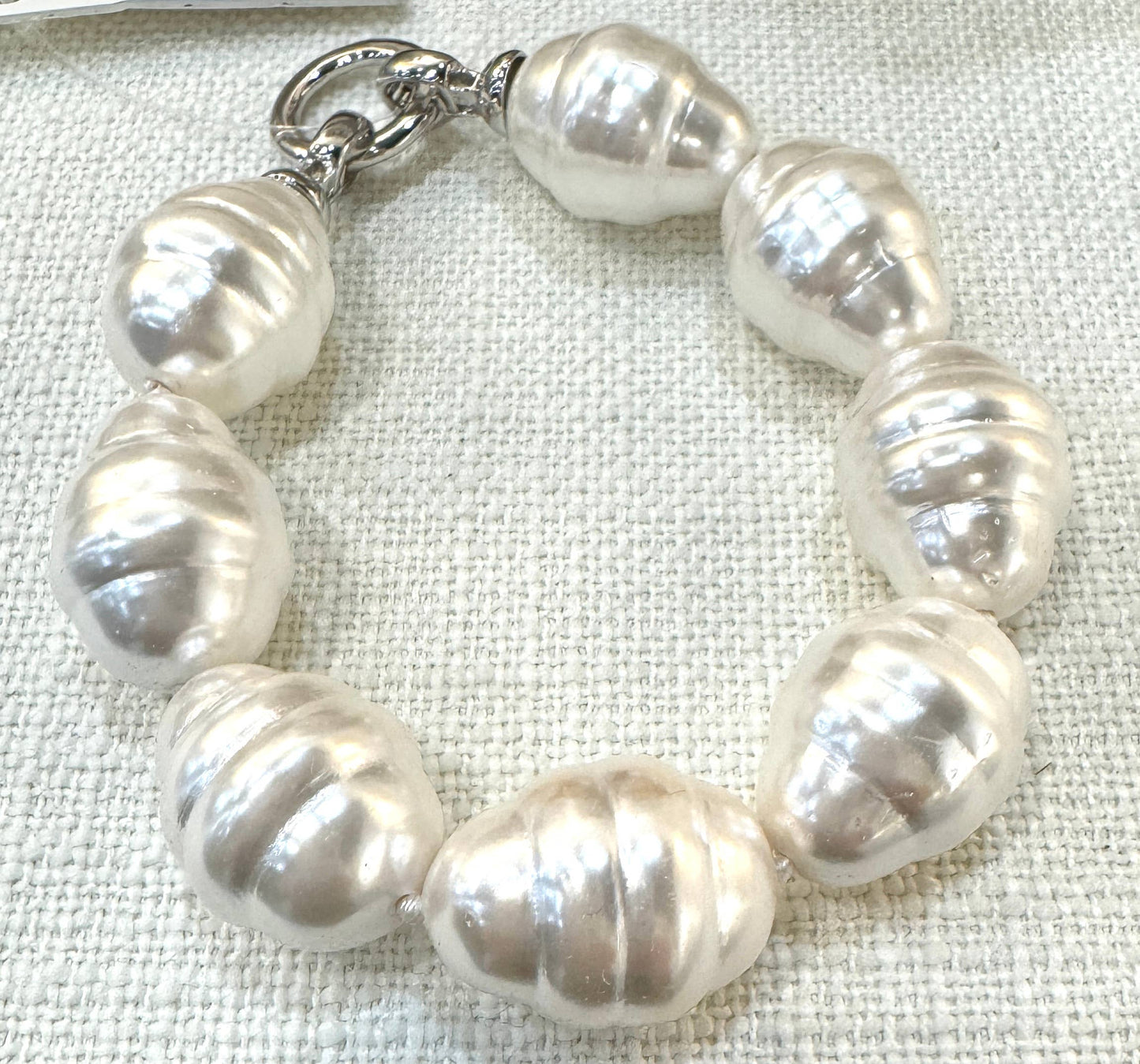 Studio G - #877B-Mother of Pearl Bracelet: White Pearl