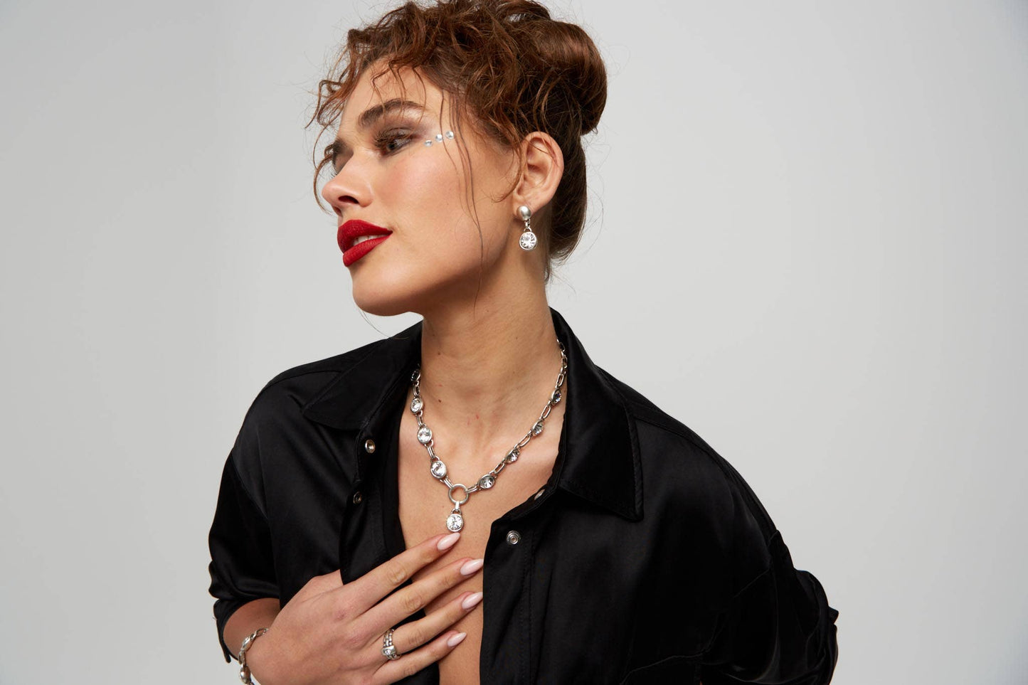 Chanour - Handmade Aura Eyes Crystal Pewter Necklace - 3922