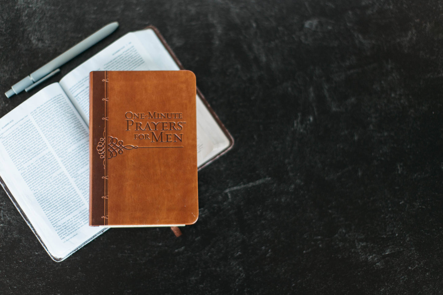 Harvest House Publishers Gift & Specialty Books - One-Minute Prayers  for Men (Milano Softone): English