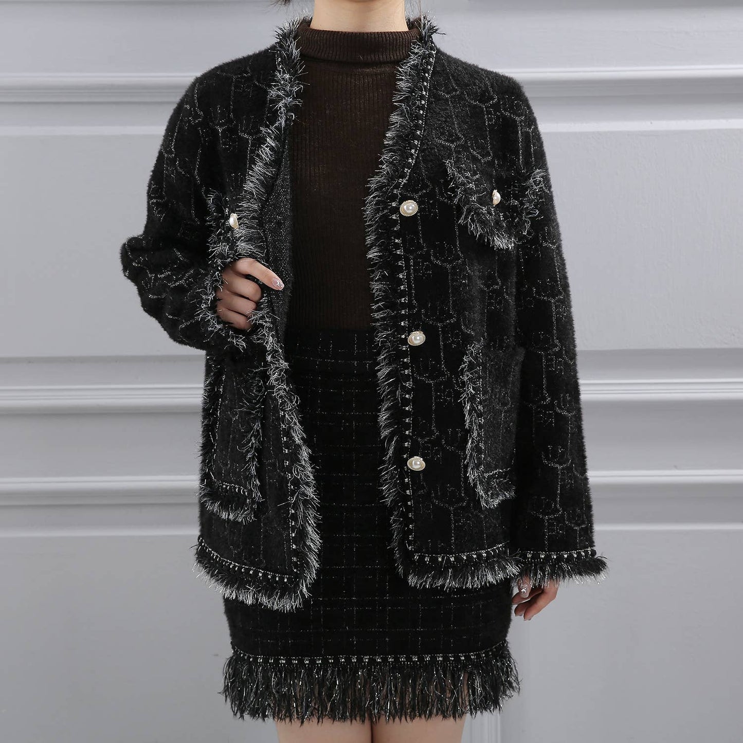 PEACH ACCESSORIES -  Elegance Bouclé Cardigan with Pearl Accents SD190: Black