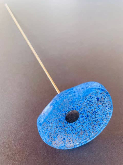 CARNEOL GLASS - Small Glass Flower For Outside In L.Blue-D.Blue