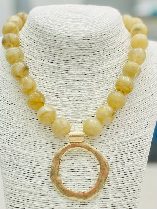 TWO FORTY TWO - CHIC-Big Ball Necklace w/Pendant (light caramel) NK618