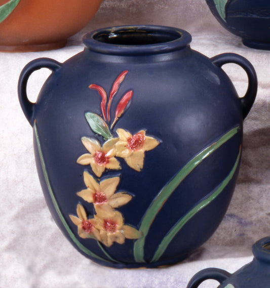 AA Importing - Roseville-Style, Gladiola Pot in Brown & Blue, 9": Blue