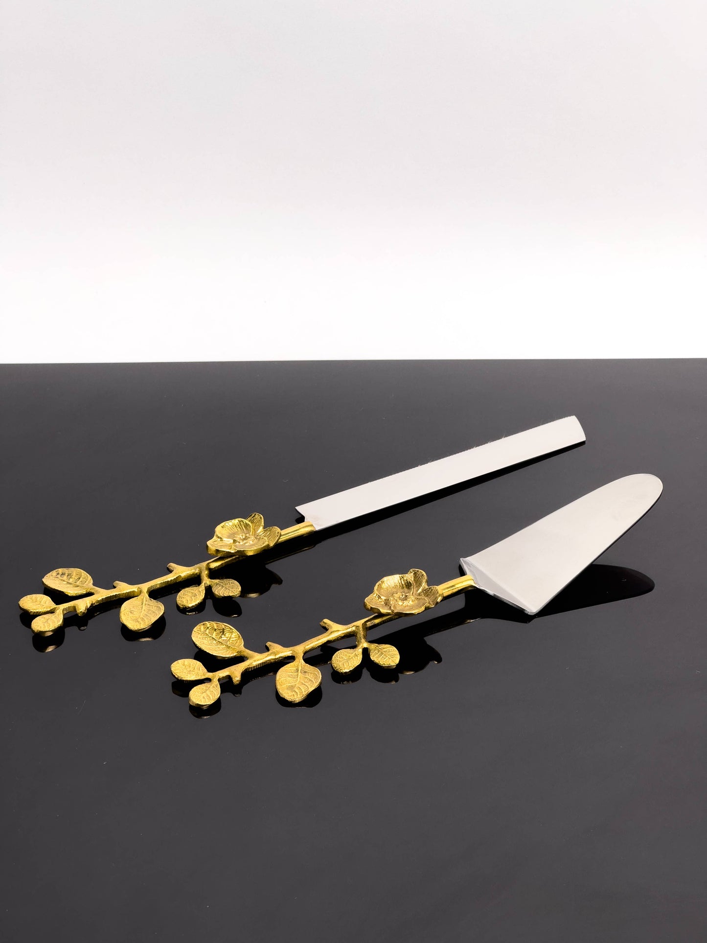 India Handicrafts Inc - Alu-Gold Floral Cake Servers, Set of 2