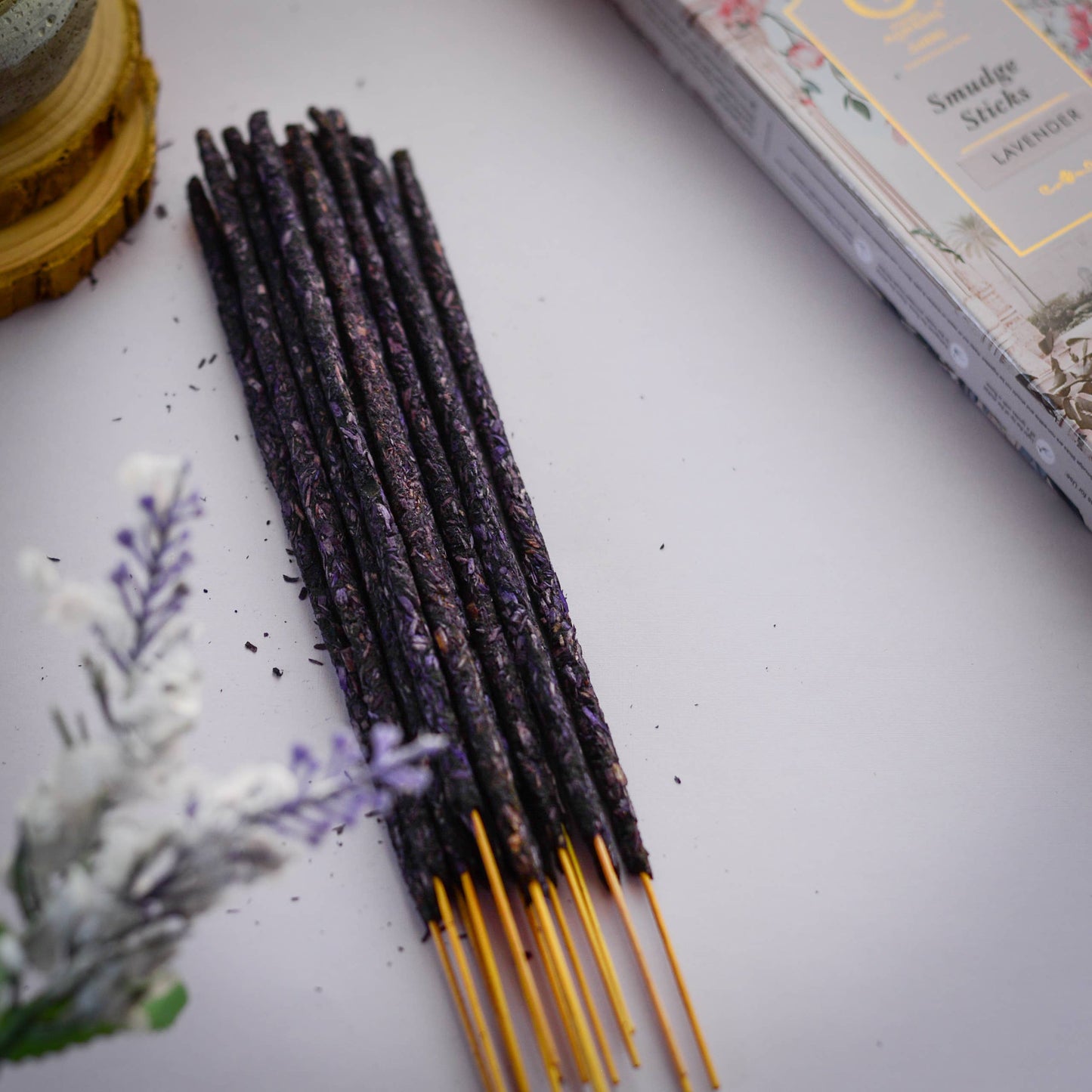 Auxilium Curations, LLC - Lavender Smudge Incense Sticks 16 sticks 