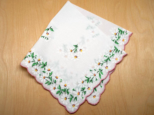 MOMENTS IN THYME - Art Deco Glamour Girl Dress Keepsake Hankie Card: Daisies