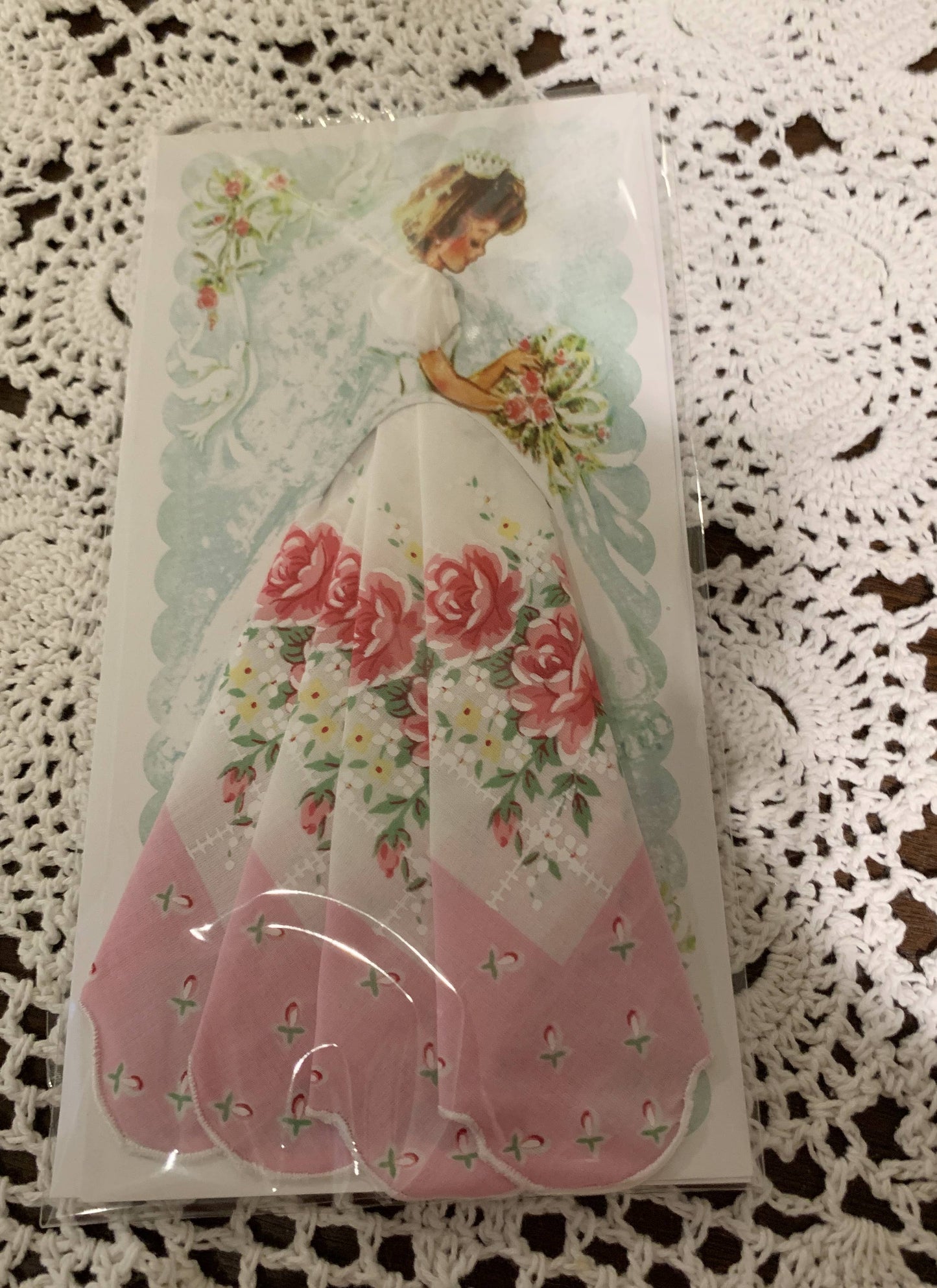 MOMENTS IN THYME - Bridal Keepsake Hankie Card: Bride 6