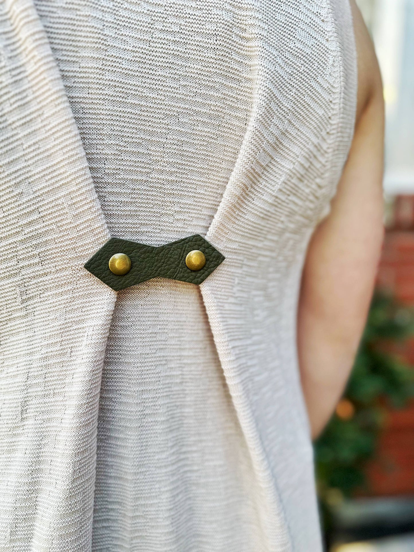 KardiKlips - Cinch Clips Belt Alternative, Unique Gifts, Women's Clothing