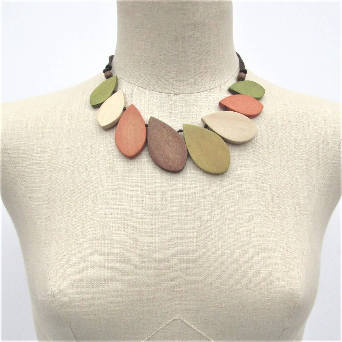 Katie and Company - Verona Necklace - Light