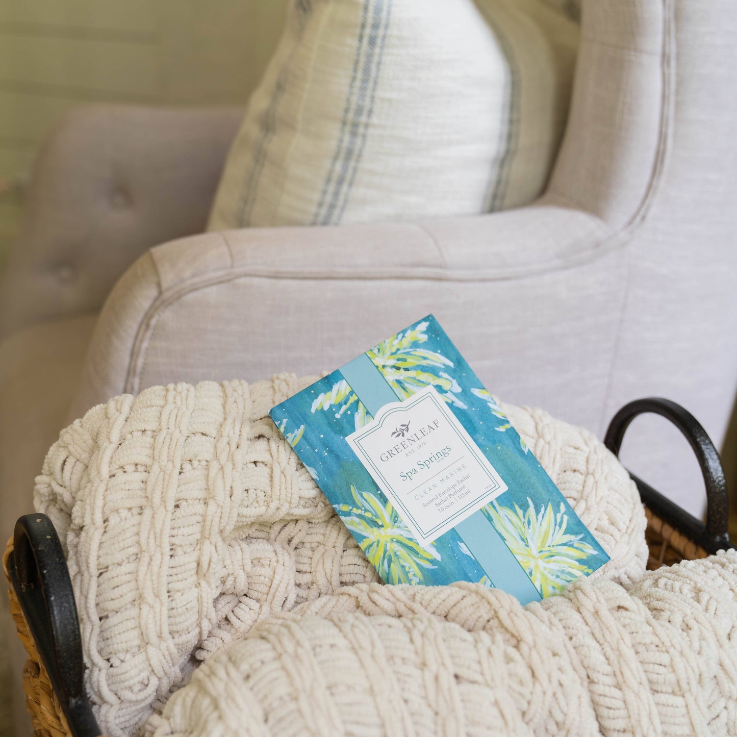 Greenleaf Gifts - Spa Springs Large Sachet 18 Pack | Americana Summer