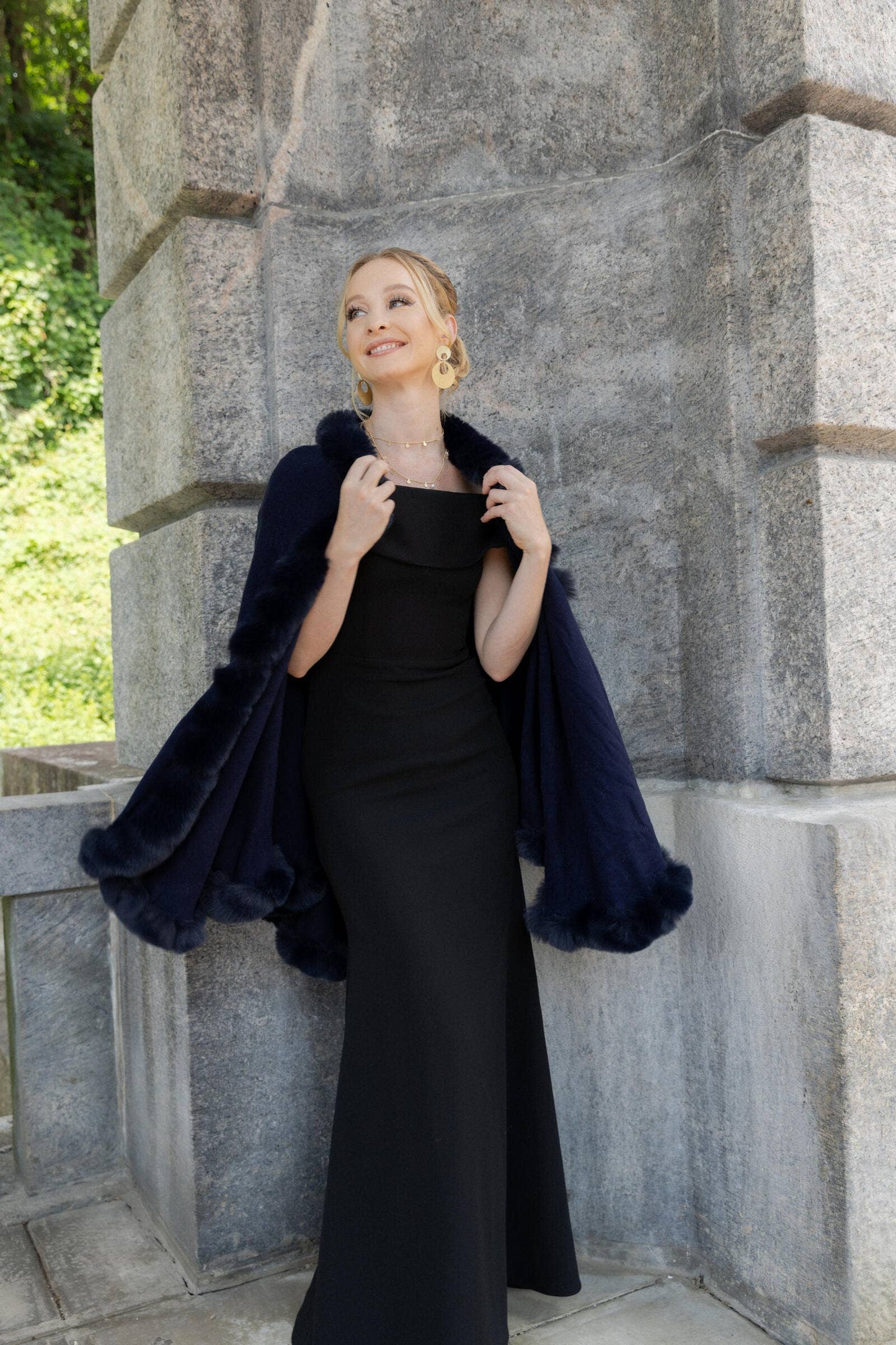 SAACHI - Faux Fur Cape Kimono: BLACK