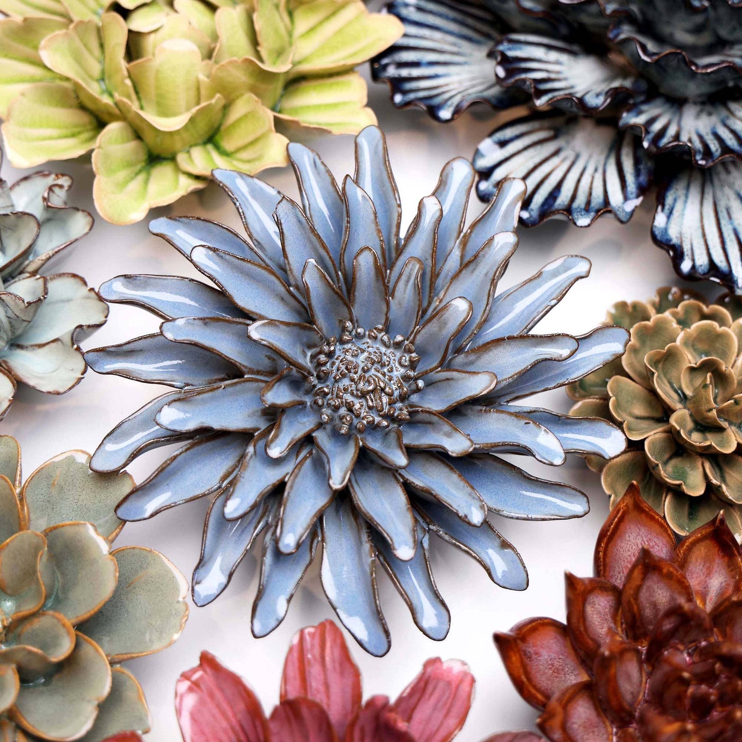 Chive - Japan Ceramic Flowers With Keyhole For Wall Hanging: Green Grey Small Flower