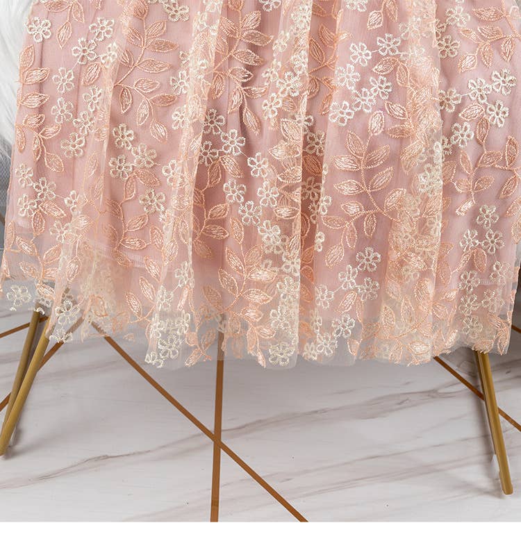 PEACH ACCESSORIES - SK119 Delicate flowers embellished skirts: Cream