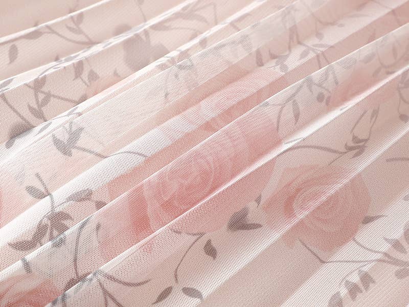 PEACH ACCESSORIES - Roses Flowers Pleated Midi Skirt SK204: Cream