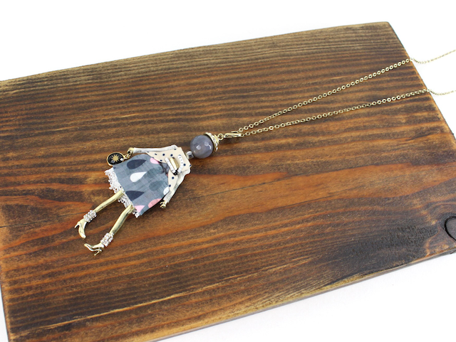 Pretty Persuasions - N23188B Stone Adorned French Doll Stainless Steel Necklace: 07 GD/French Doll 7