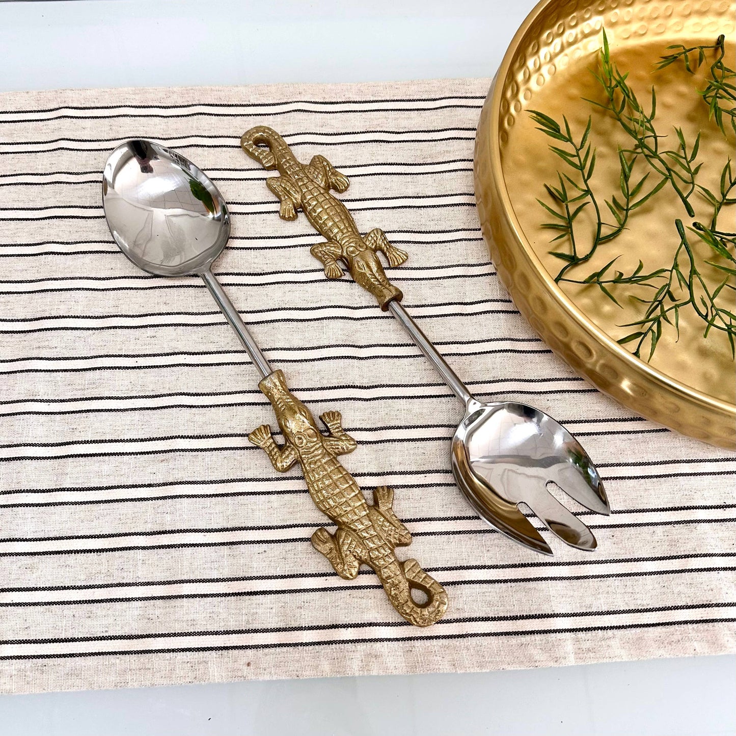 India Handicrafts Inc - 2-Piece Gold Alligator Servers