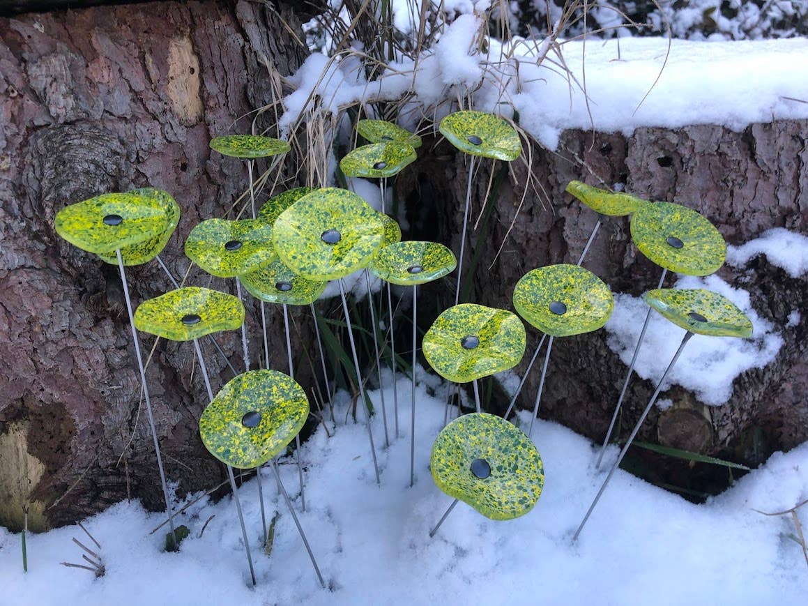 CARNEOL GLASS - Small Glass Flower For Outside In Transp.-A.green-Yellow
