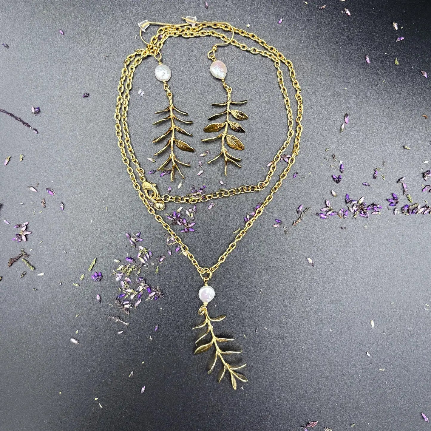 Volare - 5BR81PG botanically whimsy gold plated earrings