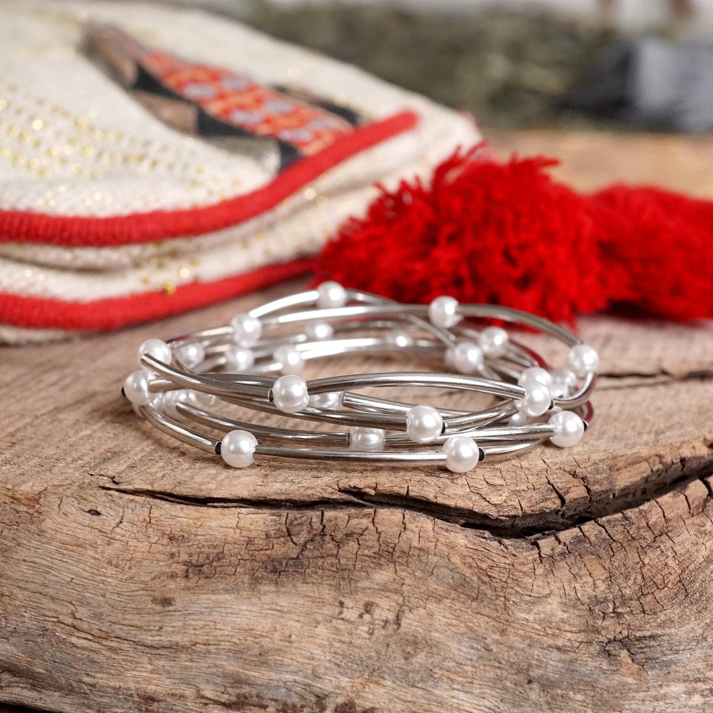 PennyLine inc - Pearls and Gold Silver Tubes classic bracelets set: Silver Tone