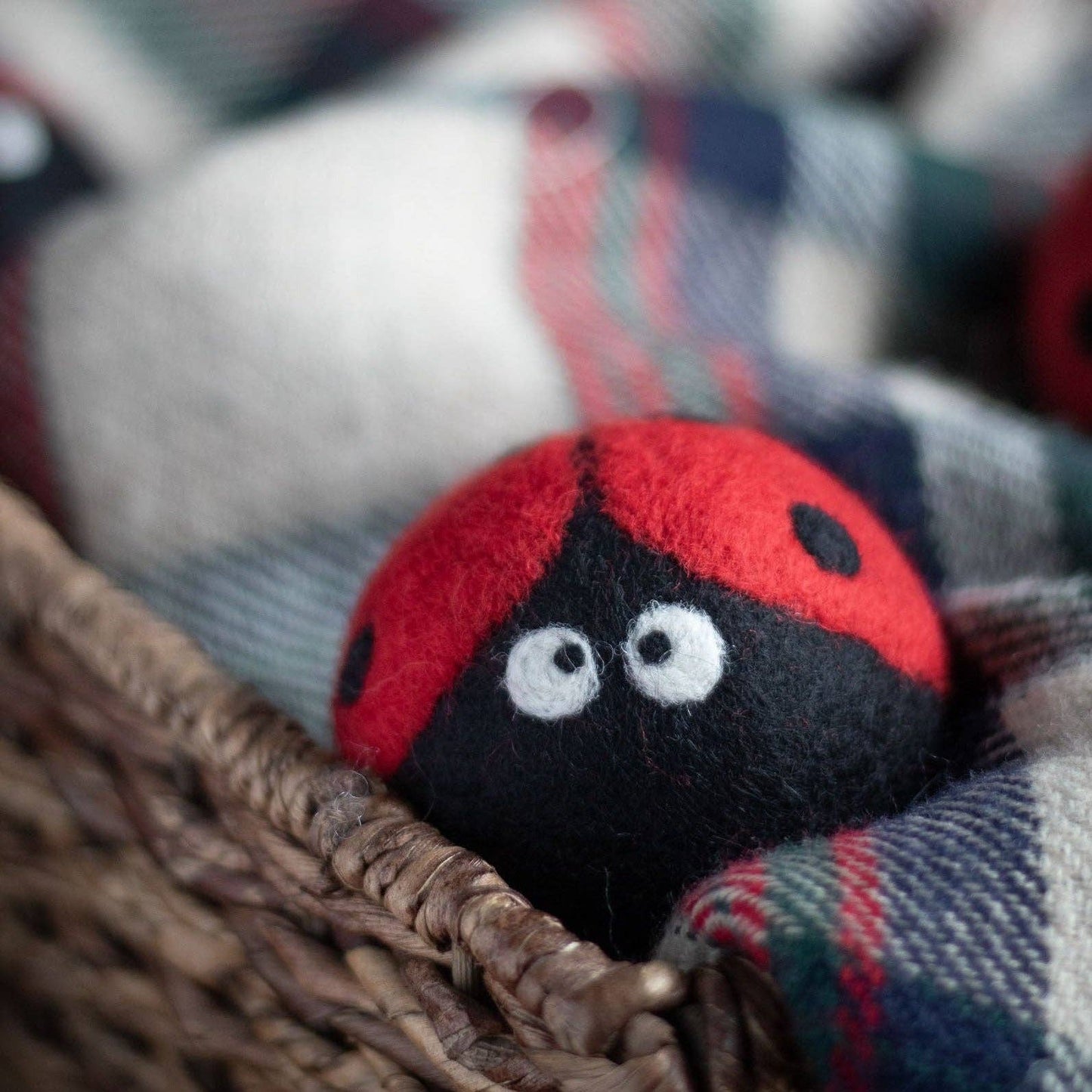 Friendsheep - Ladybug Trio Eco Wool Dryer Balls - Set of 3: PACKAGE FREE