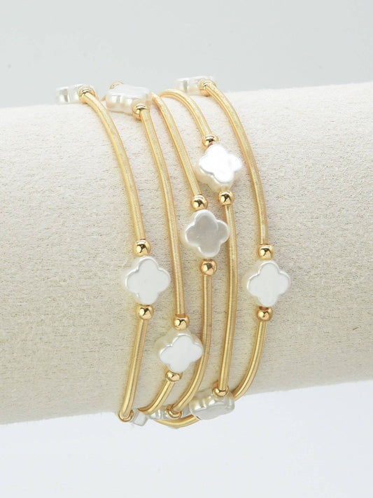What's Hot - Set of 5 Gold Stretch with Glass Shell Clover Stretch Bracelets