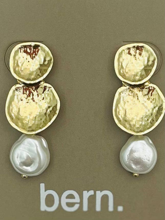 TWO FORTY TWO - CHIC - Textured Double Drop (gold/pearl) BER607