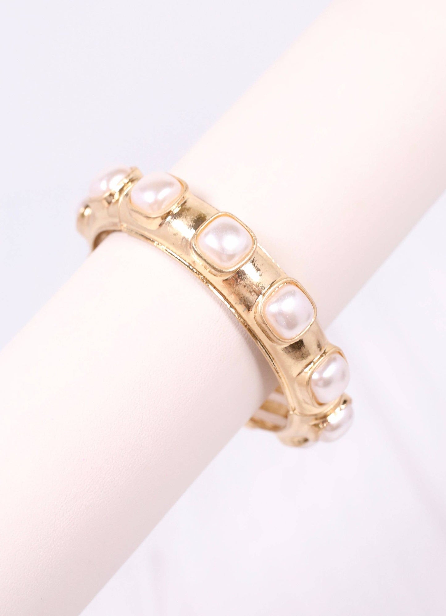 Caroline Hill - Mirren Bracelet with Pearls GOLD: Default