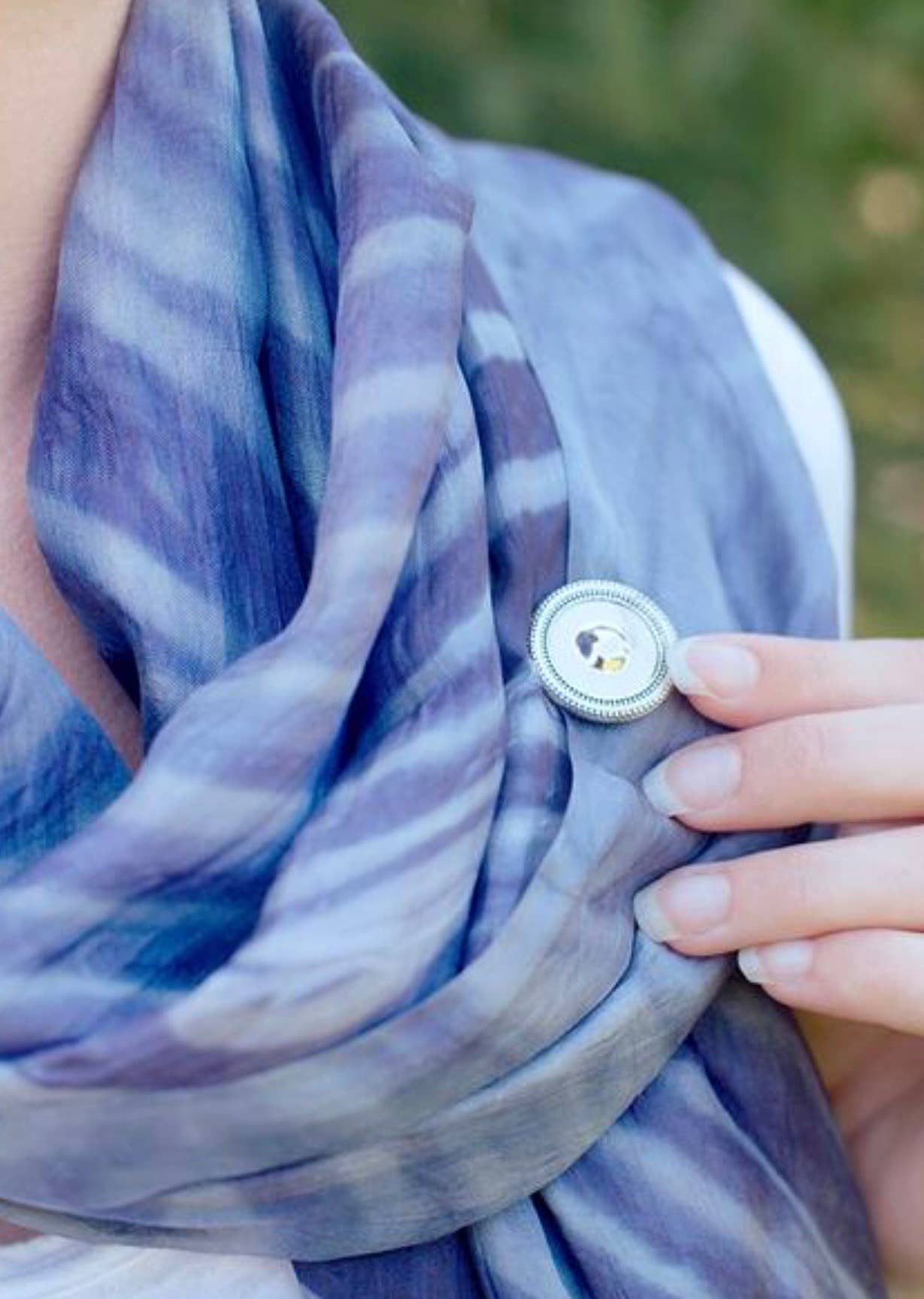 MagneButton - Dark Smoky Crystal Magnet Button Pin Set