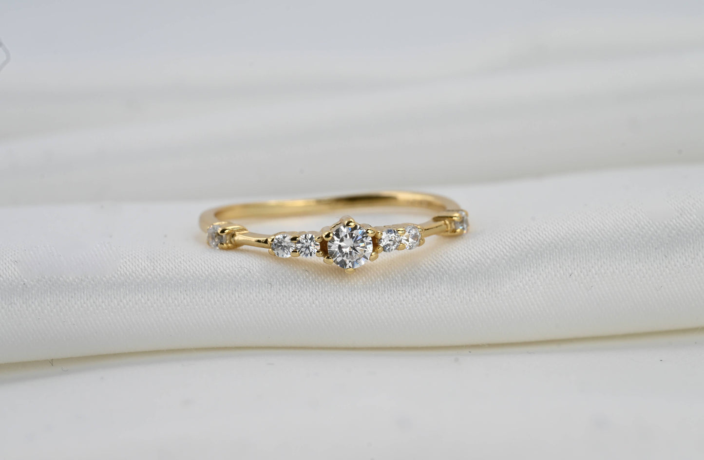 Blueyejewelry - Silver Diamond Ring - Sterling Silver Cluster CZ Ring 0447: 6