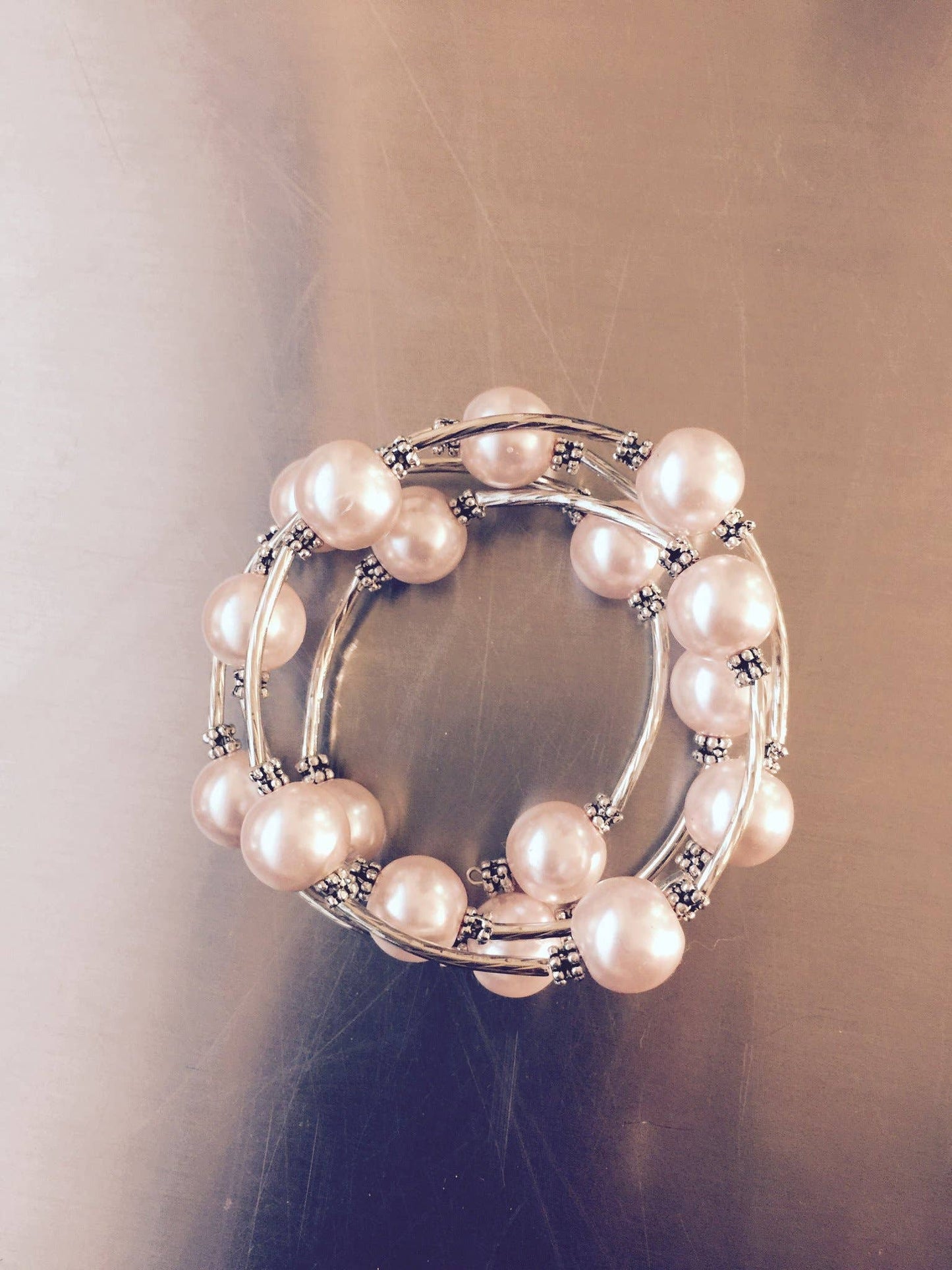 Sea Lily - 100LP- Light Pink Shell Pearl Wrap Bracelet