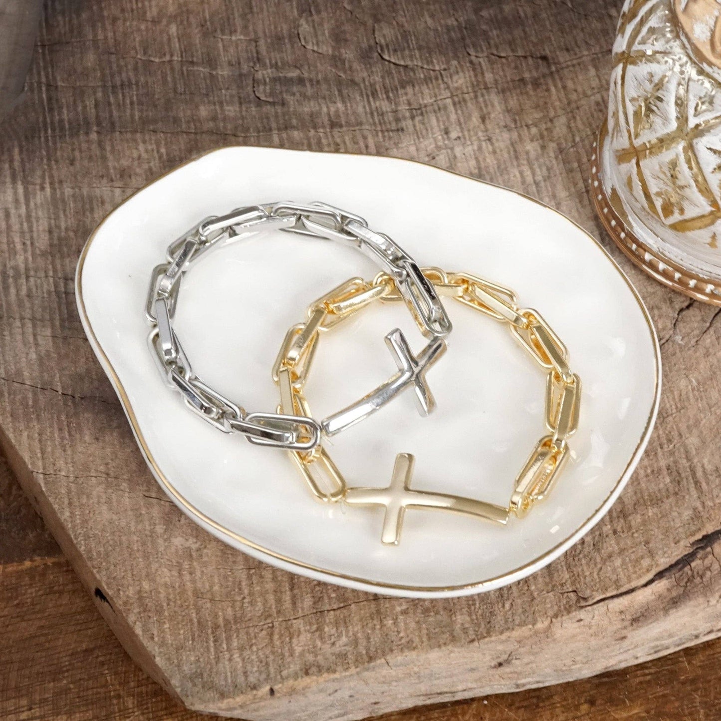 PennyLine inc - Sideways Cross Stretch Bracelet – Gold or Silver Tone: Gold tone