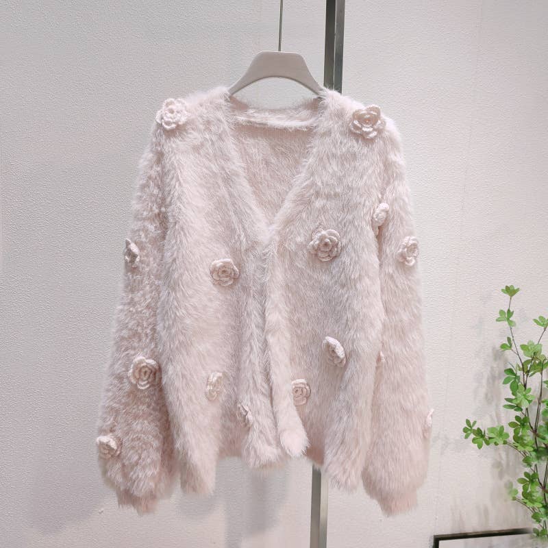 PEACH ACCESSORIES - SDK176 Super soft cardigan with roses: Ivory