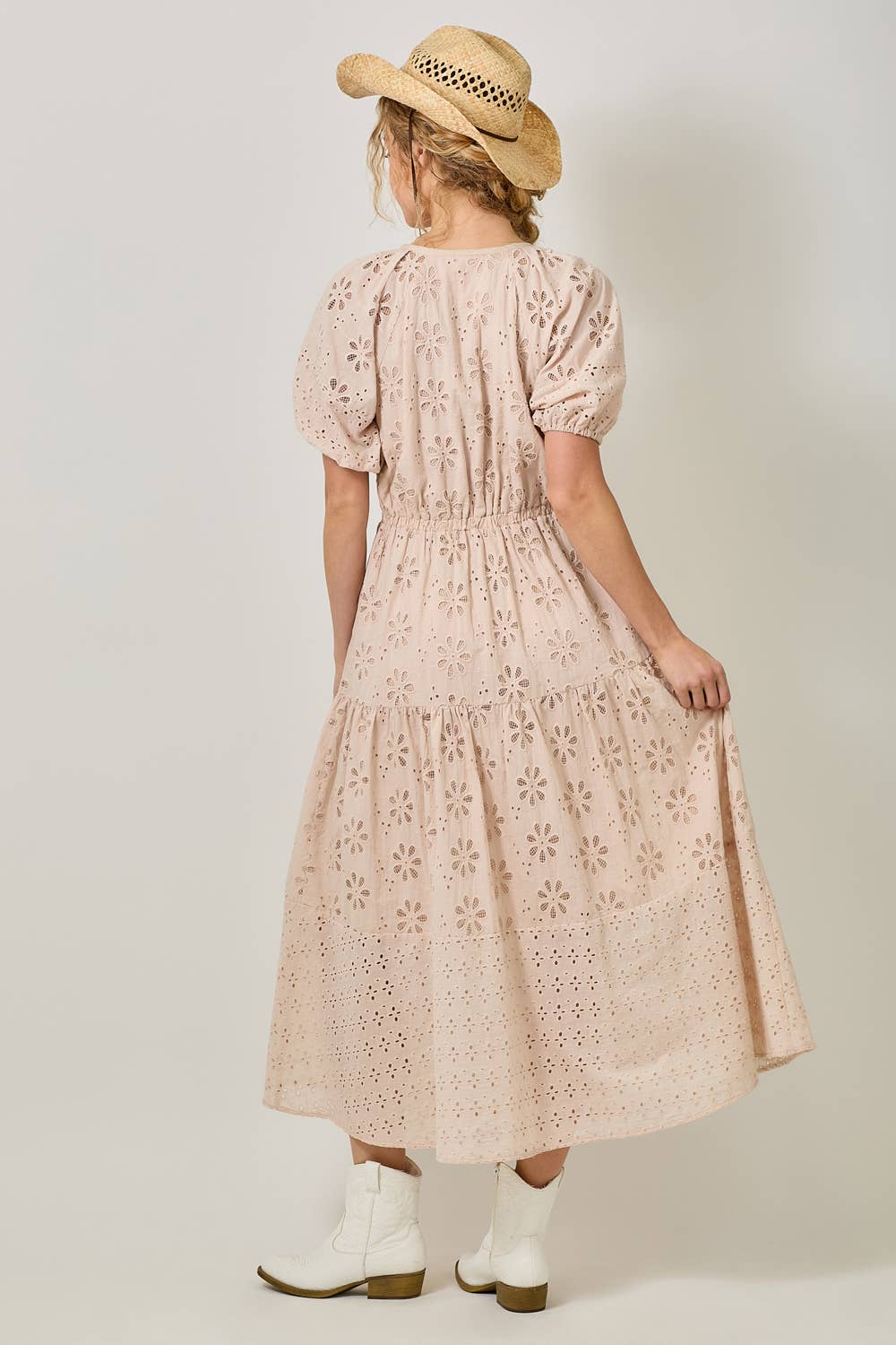 Mystree - 61037 Puff Sleeve Tiered Eyelet Dress: Ivory / Medium