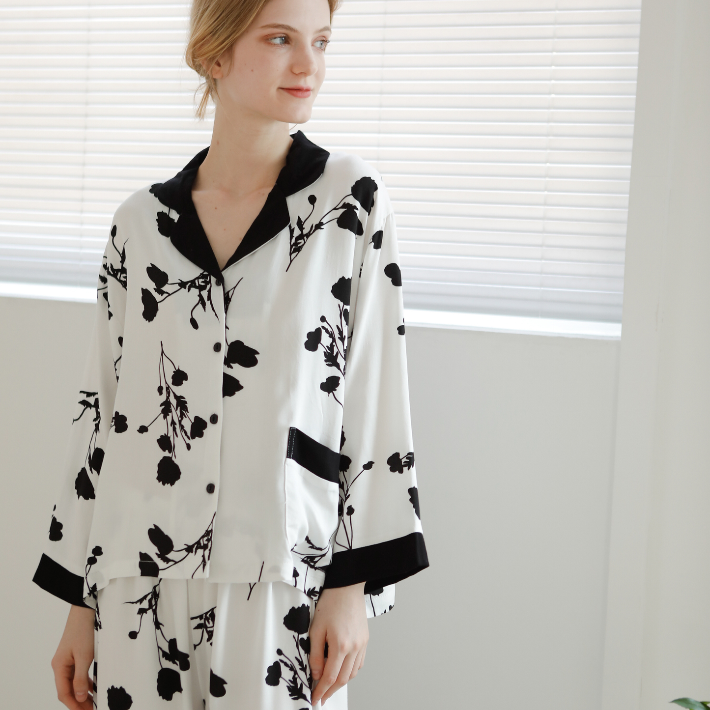 DrifWoo - Women Black & White Loungewear Set for Comfy Women Pajamas: XS