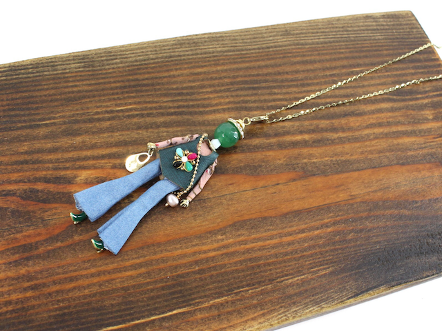 Pretty Persuasions - N23188B Stone Adorned French Doll Stainless Steel Necklace: 06 GD/French Doll 6